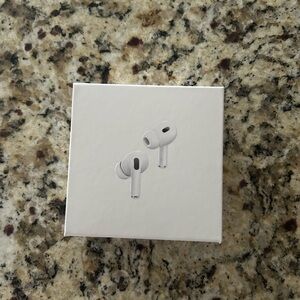 Apple White Earbud Headphones